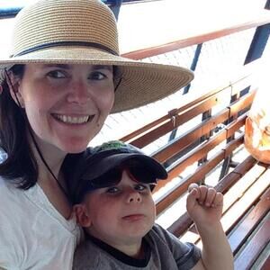 Meet your Posher, Jennifer